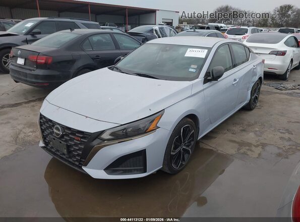 1N4BL4CV7PN336827 2023 NISSAN ALTIMA Gray Առջևի ձախ երեք քառորդ տեսարան