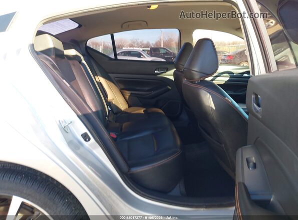 1N4BL4CW0KC177341 2019 NISSAN ALTIMA Gray VIN կոդի պիտակի տեսք