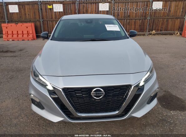 1N4BL4CWXMN325759 2021 NISSAN ALTIMA Silver Սարքավորումների վահանակի տեսք