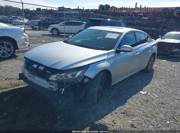 1N4BL4DV0KC106677 2019 NISSAN ALTIMA Серебряный Передняя левая четверть