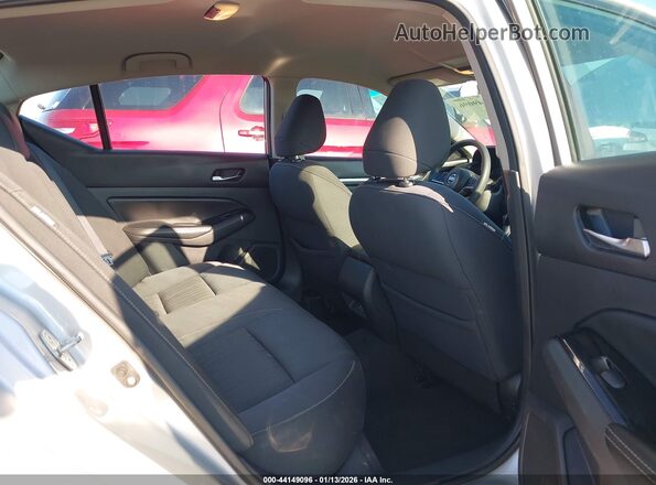 1N4BL4DV1MN334582 2021 NISSAN ALTIMA Silver VIN կոդի պիտակի տեսք