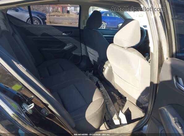 1N4BL4DV2KC206490 2019 NISSAN ALTIMA Black VIN sticker view