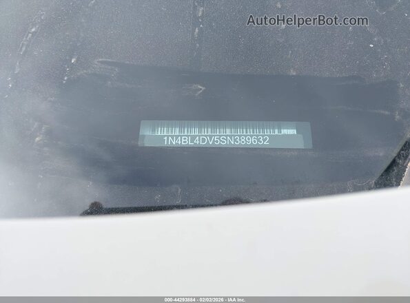 1N4BL4DV5SN389632 2025 NISSAN ALTIMA White Вид підкапотного простору