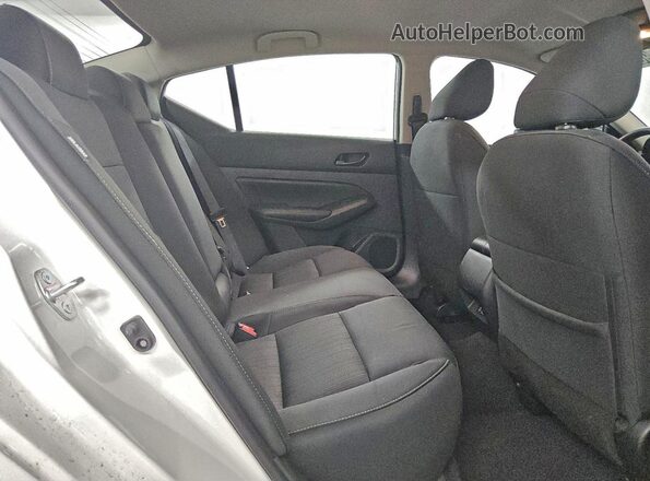 1N4BL4DV8SN354597 2025 NISSAN ALTIMA White Հետևի նստատեղերի տեսք