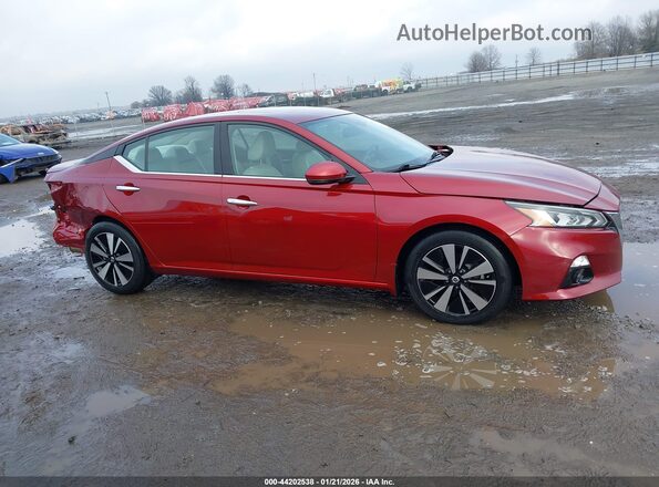 1N4BL4EV0LN306138 2020 NISSAN ALTIMA Red 360 interior view