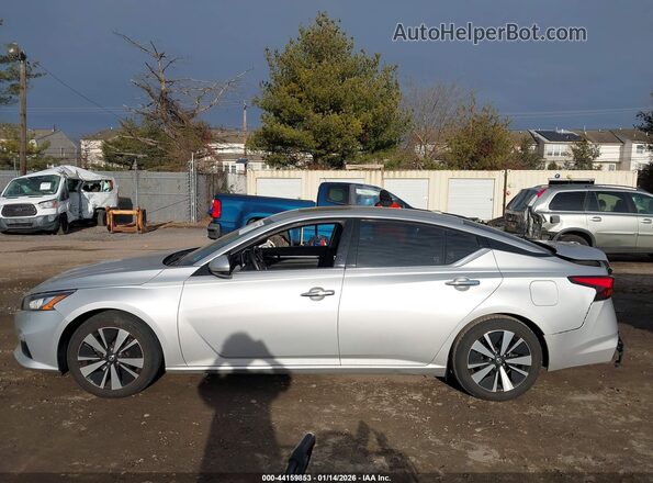 1N4BL4EV6LC230887 2020 NISSAN ALTIMA Silver Widok wnętrza 360 stopni