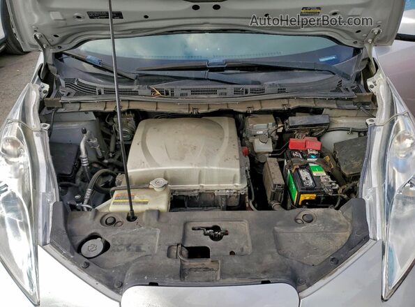 1N4BZ0CP9GC314820 2016 NISSAN LEAF Silver Vista interior trasera