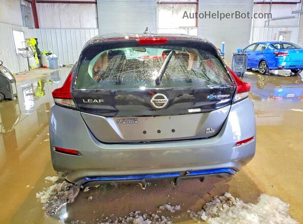 1N4BZ1DV0MC556202 2021 NISSAN LEAF Gray Հետևի տեսք