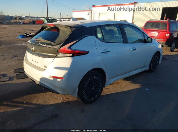 1N4CZ1CV3RC550536 2024 NISSAN LEAF White Trasero derecho