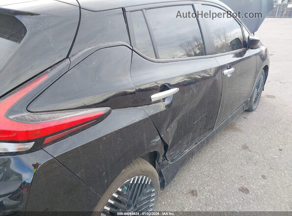 1N4CZ1CV3RC553744 2024 NISSAN LEAF Черный Вид спереди