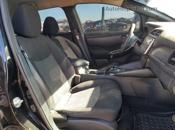 1N4CZ1CV6PC562192 2023 NISSAN LEAF Black Front interior view