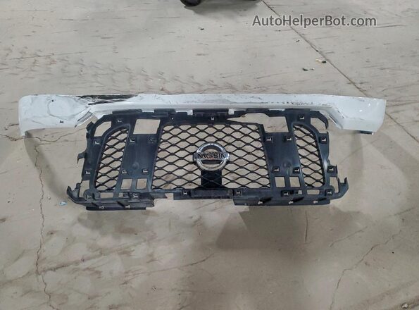 1N6AF0KYXJN800764 2018 NISSAN NV White 