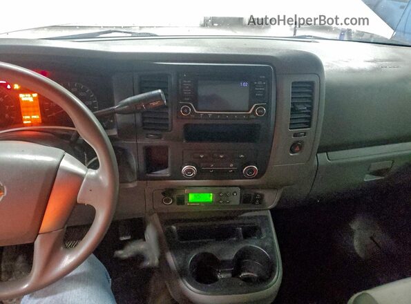 1N6AF0KYXJN800764 2018 NISSAN NV White 