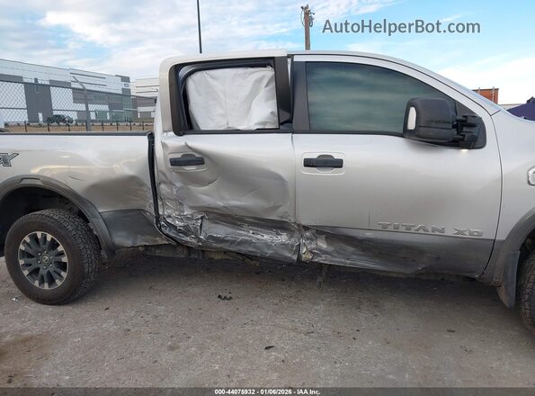 1N6BA1F40KN511684 2019 NISSAN TITAN XD Silver Սալոնի հետևի տեսք
