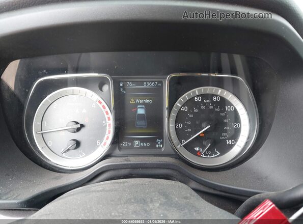 1N6BA1F44JN525974 2018 NISSAN TITAN XD Red უკანა სავარძლების ხედი