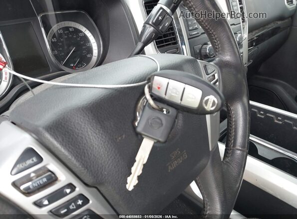 1N6BA1F44JN525974 2018 NISSAN TITAN XD Red წინა პანელის ხედი