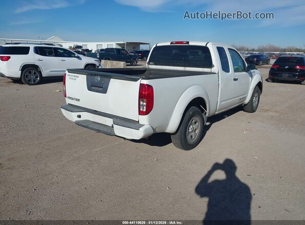 1N6BD0CT3HN759918 2017 NISSAN FRONTIER Белый Задняя правая четверть
