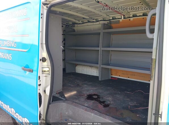 1N6BF0KM8HN802797 2017 NISSAN NV CARGO NV1500 White Вид салону спереду