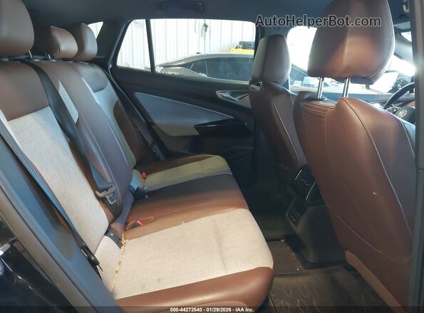 1V2DNPE85PC051219 2023 VOLKSWAGEN ID.4 Black Widok naklejki z numerem VIN