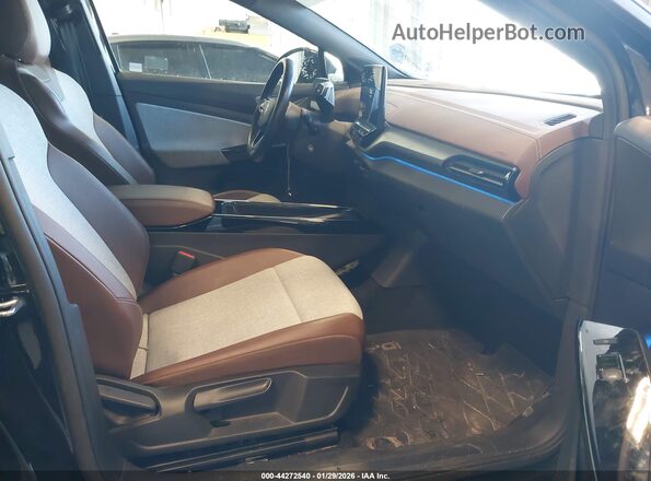 1V2DNPE85PC051219 2023 VOLKSWAGEN ID.4 Black Widok wnętrza z przodu