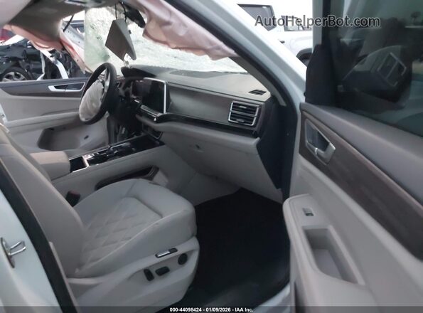 1V2FN2CA0TC517117 2026 VOLKSWAGEN ATLAS White წინა სალონის ხედი