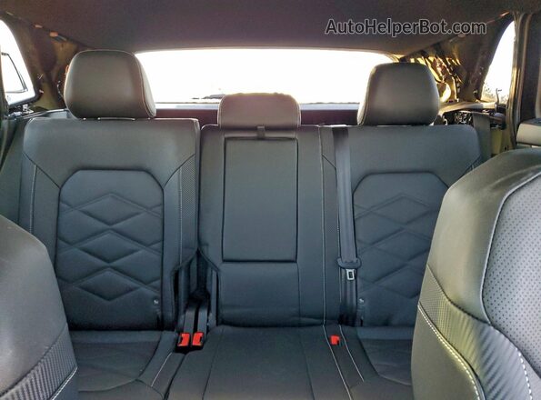 1V2HC2CA0TC200467 2026 VOLKSWAGEN ATLAS Black Widok tylnych siedzeń