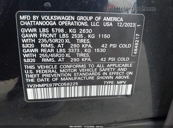 1V2HMPE87PC058225 2023 VOLKSWAGEN ID.4 Black ძრავის განყოფილების ხედი