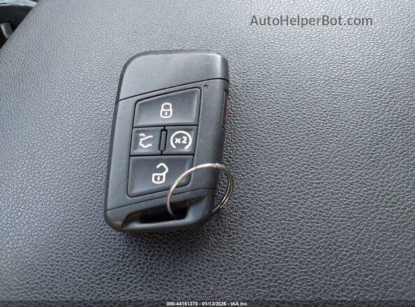 1V2MC2CA4LC206657 2020 VOLKSWAGEN ATLAS White Dashboard view