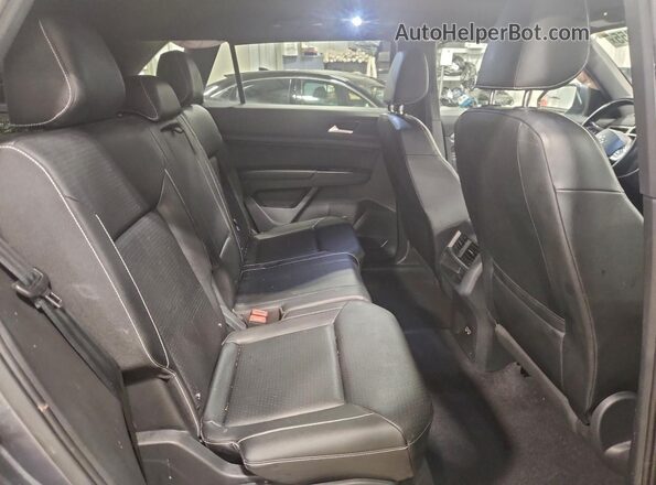 1V2ME2CA7LC208834 2020 VOLKSWAGEN ATLAS Gray Вид задньої частини салону