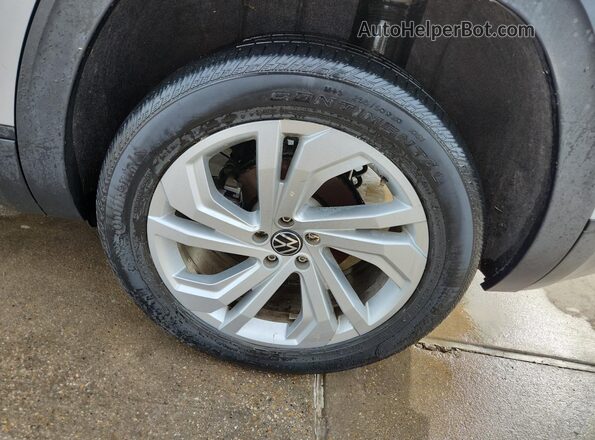 1V2ME2CA7LC209157 2020 VOLKSWAGEN ATLAS Silver 