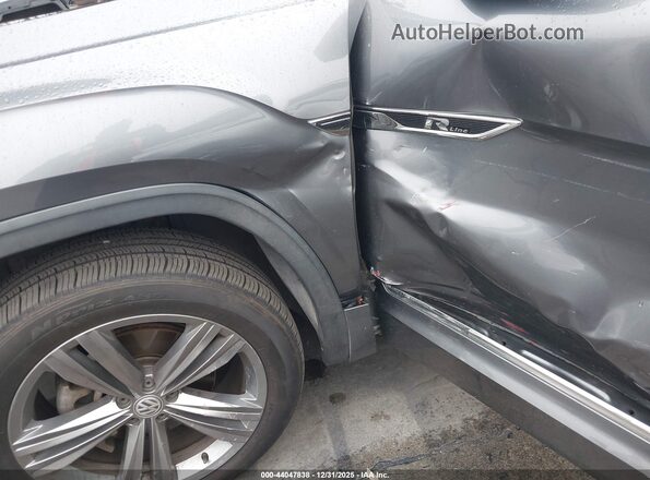 1V2PR2CA5JC591493 2018 VOLKSWAGEN ATLAS Gray 