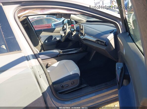 1V2VRPE81SC012158 2025 VOLKSWAGEN ID.4 Gray წინა სალონის ხედი