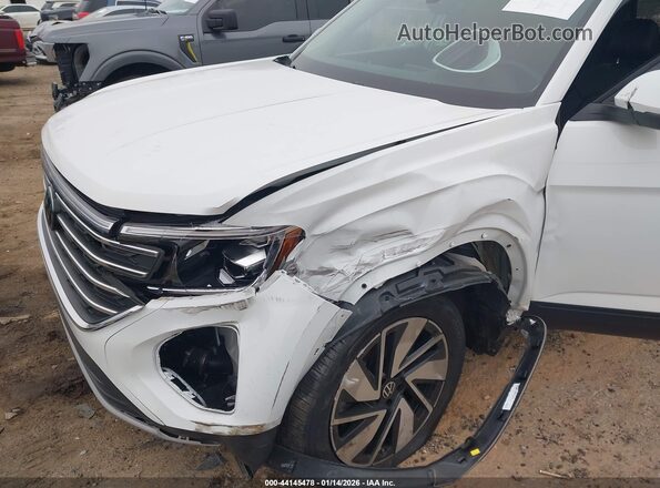 1V2WR2CA5RC561837 2024 VOLKSWAGEN ATLAS White Front view
