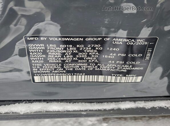 1V2WSPE86SC017042 2025 VOLKSWAGEN ID.4 Silver Vista del compartimento del motor