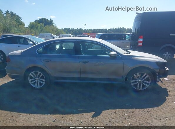 1VWBA7A34JC032034 2018 VOLKSWAGEN PASSAT Серый Вид задней части салона
