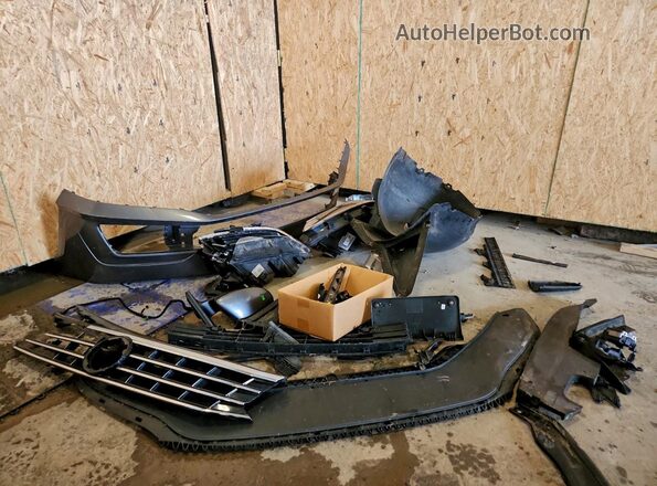 1VWBA7A39JC000681 2018 VOLKSWAGEN PASSAT Gray Vista del compartimento del motor