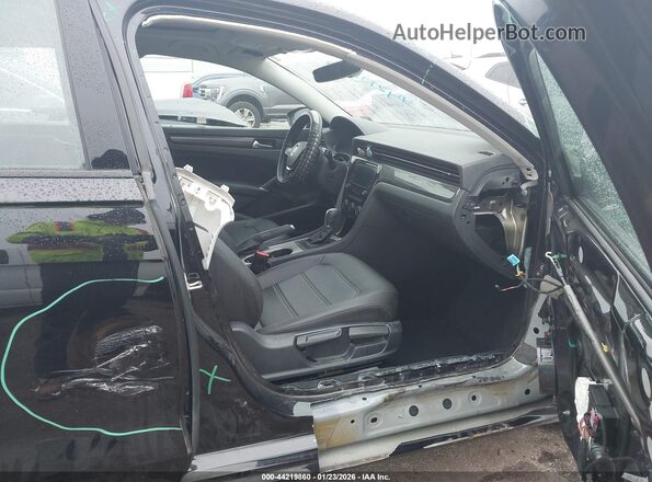 1VWMA7A35LC013410 2020 VOLKSWAGEN PASSAT Black Widok wnętrza z przodu