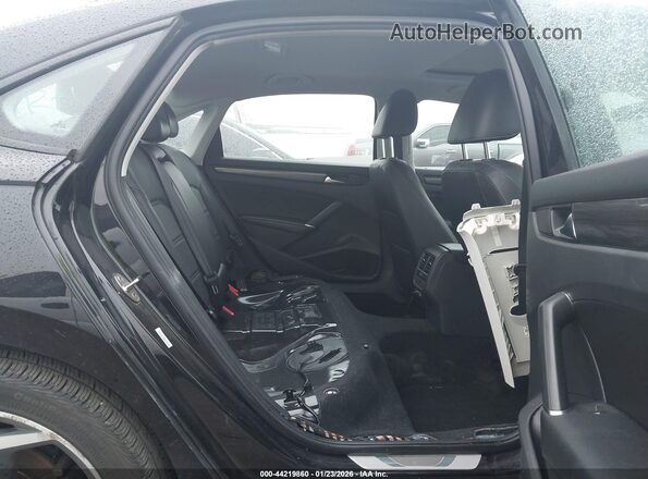 1VWMA7A35LC013410 2020 VOLKSWAGEN PASSAT Black Widok naklejki z numerem VIN