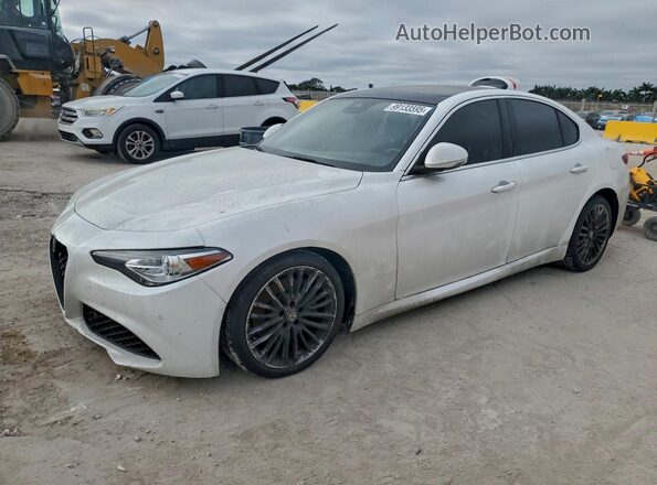 ZARFAECN8J7593343 2018 ALFA ROMEO GIULIA White 