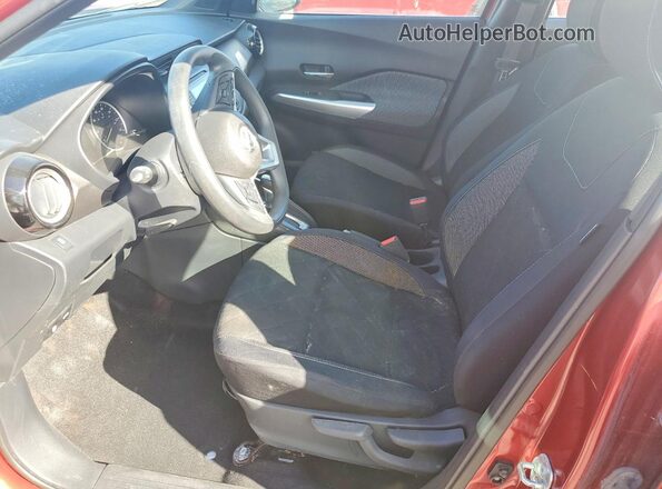 3N1CP5CU6JL538472 2018 NISSAN KICKS Red Dashboard view