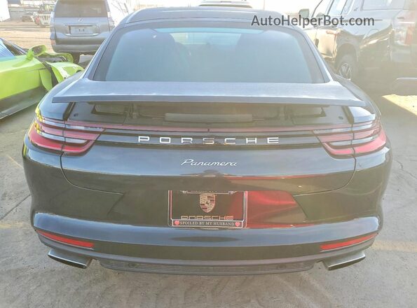 WP0AA2A72HL100409 2017 PORSCHE PANAMERA Gray Widok wnętrza z przodu