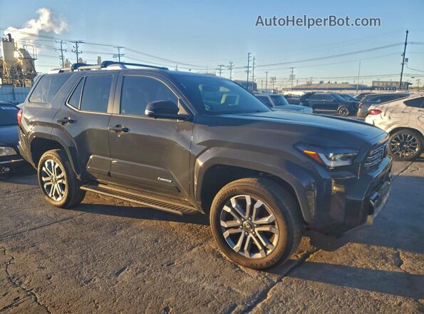 JTEVA5BR9S5055544 2025 TOYOTA 4RUNNER Серый 