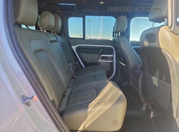 SALEP7RU1N2067288 2022 LAND ROVER DEFENDER Белый Вид задней части салона