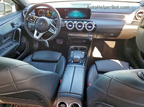 W1K3G4EB8MJ287443 2021 MERCEDES-BENZ A Silver Вид щитка приладів