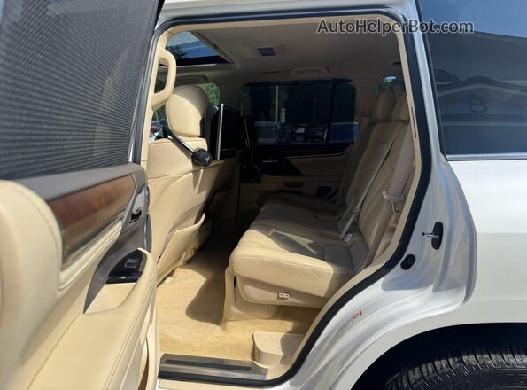 JTJHY7AX0G4198272 2016 LEXUS LX570 White 