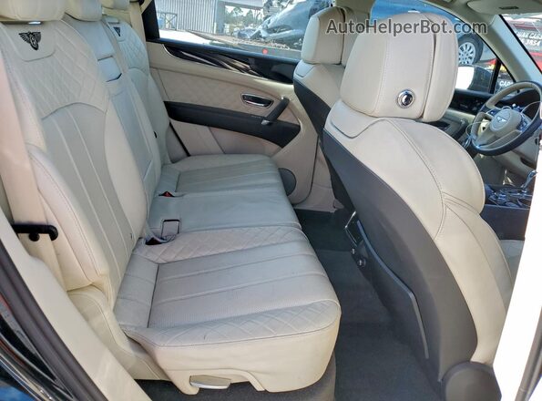 SJAAM2ZV0LC027884 2020 BENTLEY BENTAYGA Black ძრავის განყოფილების ხედი
