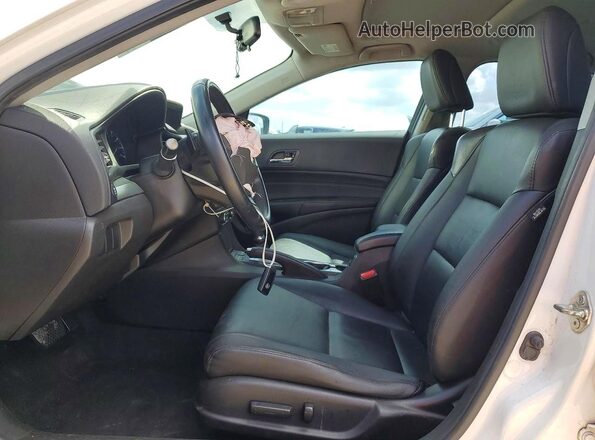 19UDE2F38GA020907 2016 ACURA ILX White Dashboard view