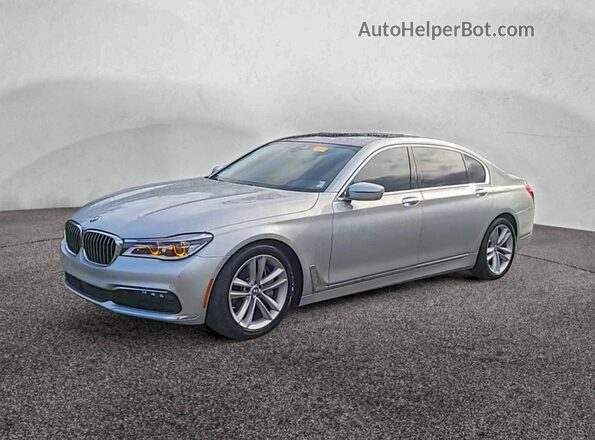 WBA7F0C56JGM23966 2018 BMW 7 SERIES Silver Rear right