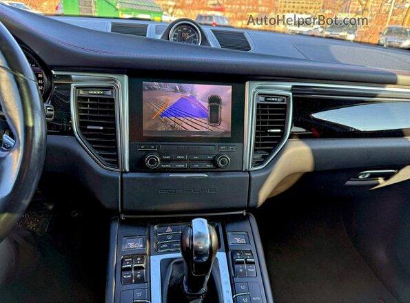 WP1AG2A51HLB55591 2017 PORSCHE MACAN Black 
