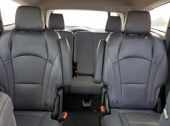 5GAERBKW4JJ212874 2018 BUICK ENCLAVE Gray Widok wnętrza z tyłu